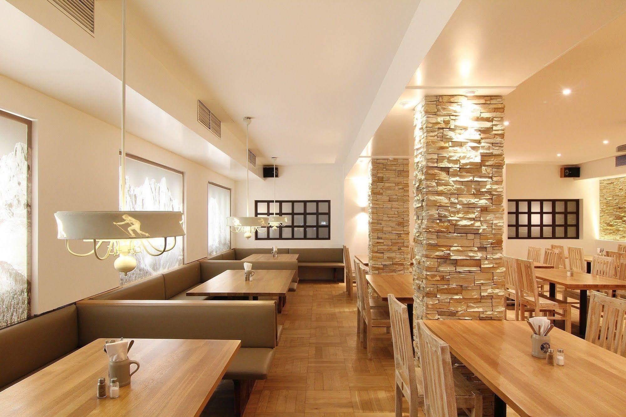 Scheck Hotel Unterfoehring Restaurant photo